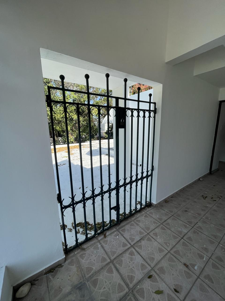 casas - Casa en Venta, La Castellana RD$ 25,000,000   2