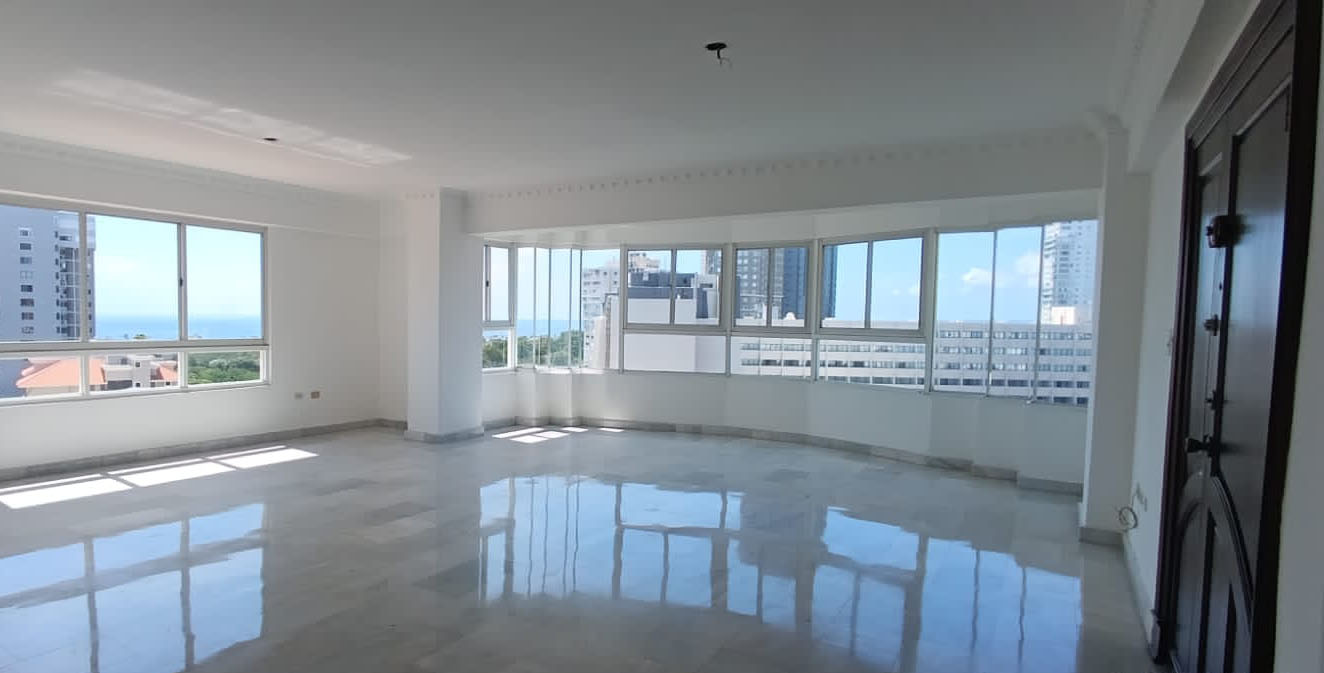 apartamentos - ¡Alquilo de Oportunidad! Hermosa Torre 230M2 0