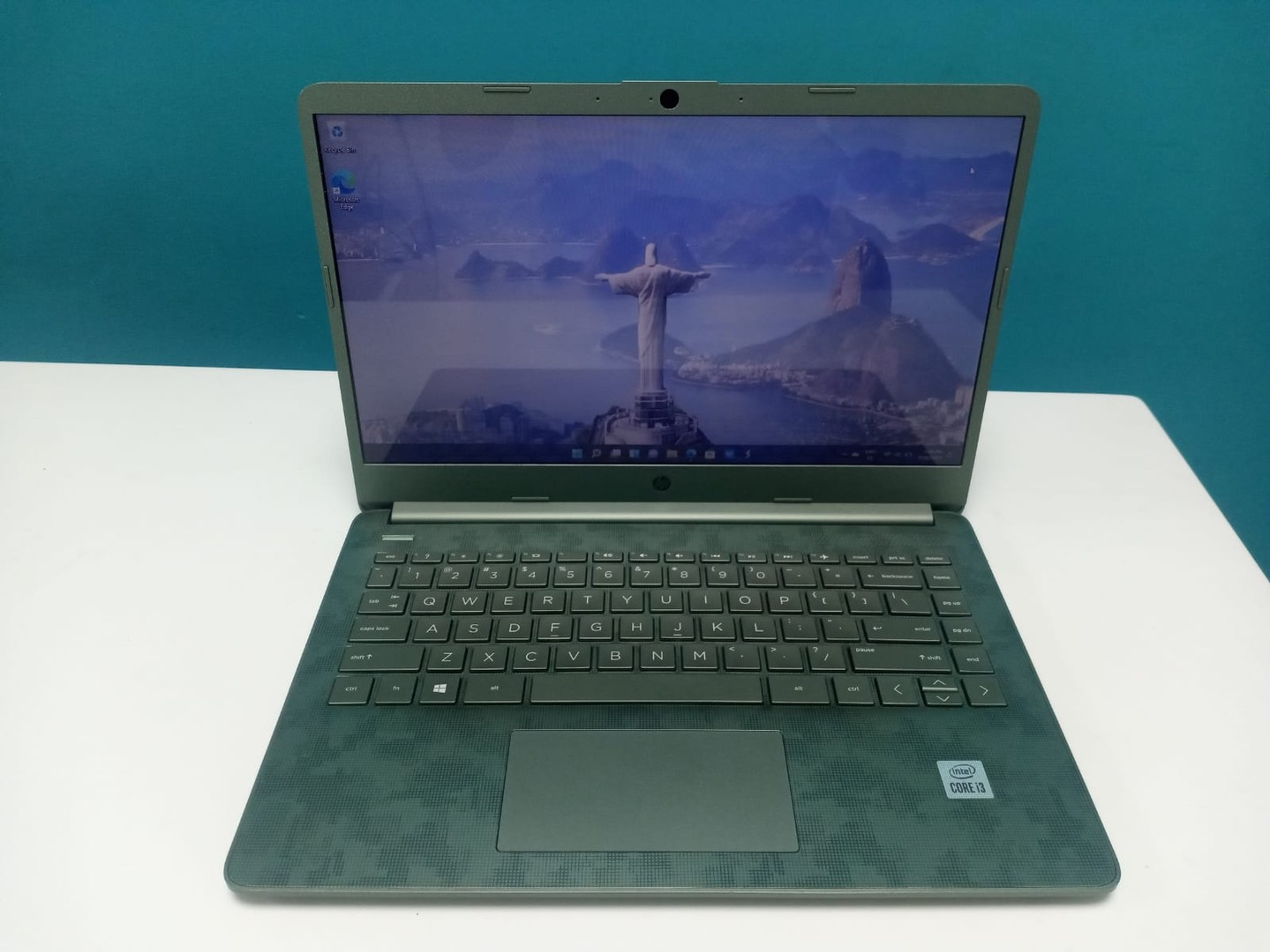 computadoras y laptops - Laptop, HP 14b-dq1xxx / 10th Gen, Intel Core i3 / 8GB DDR4 / 256GB SSD
  8