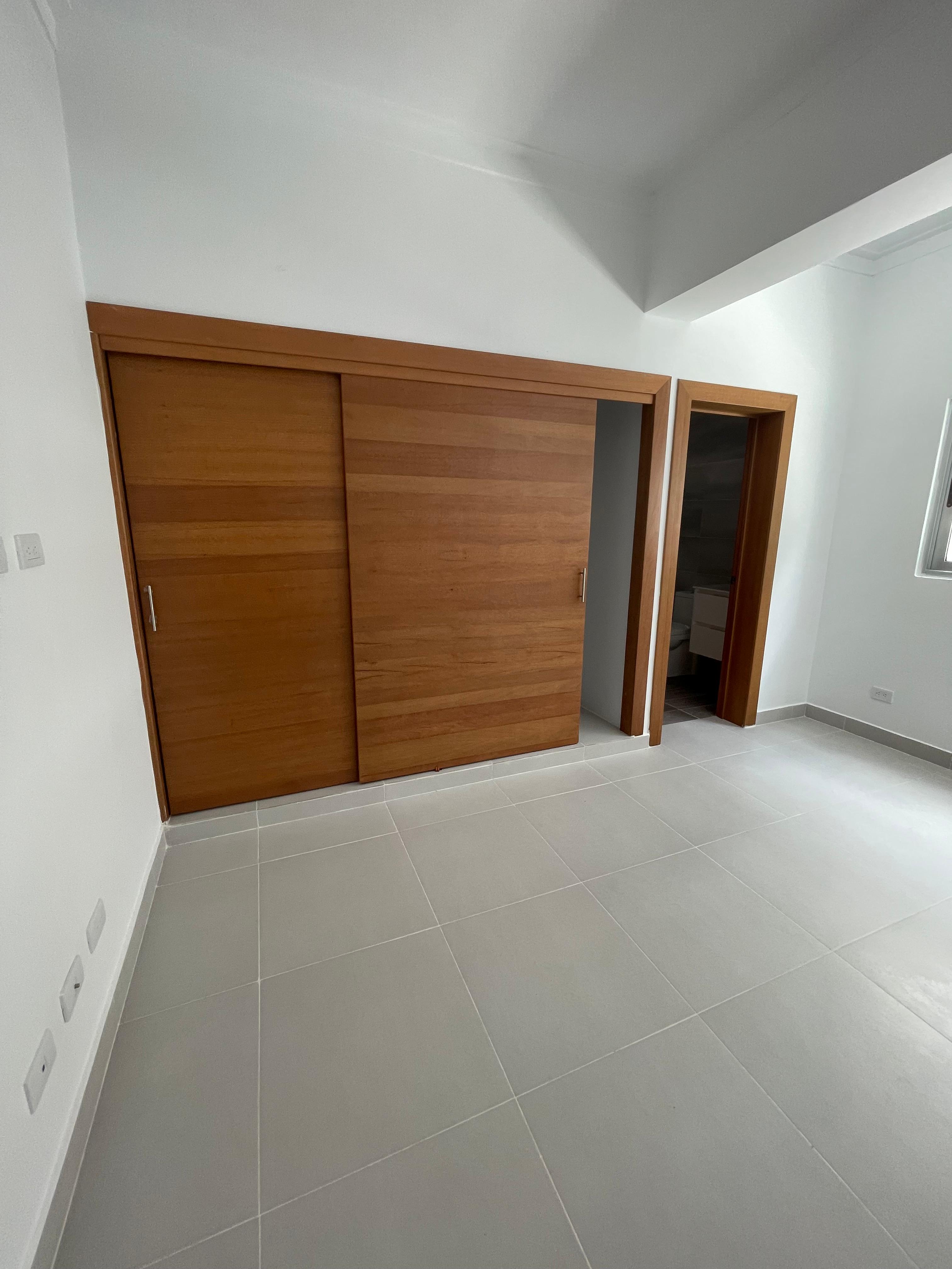 apartamentos - Apartamento en alquiler en Evaristo Morales  6