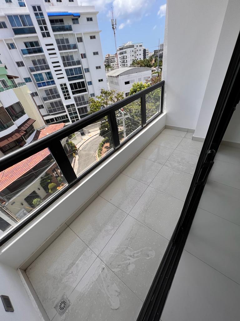 apartamentos - Alquiló renacimiento piso 6 dos hab 2.5 baños dos  6