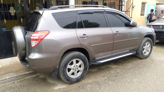 jeepetas y camionetas - Toyota rav4 2009 4