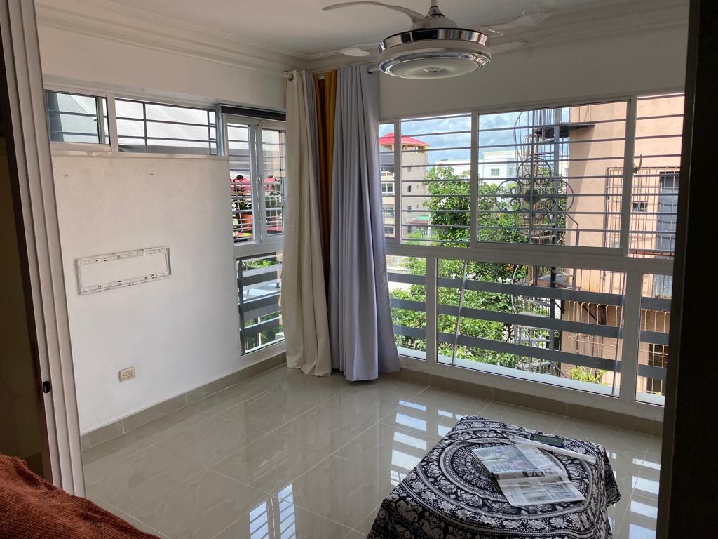 apartamentos - APARTAMENTO EN VENTA UBICADO EN VISTA HERMOSA, SANTO DOMINGO ESTE 0