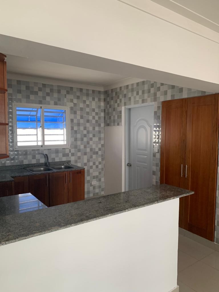 apartamentos - Premer nivel con patio privado .🤩

📍Reparto los Tres Ojos,Santo Domingo Este.
 5