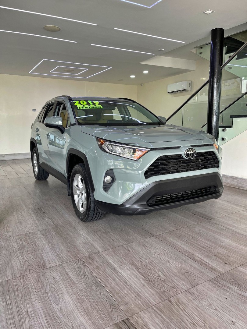 jeepetas y camionetas - Toyota rav4 2019 4x4 nuevaaaa