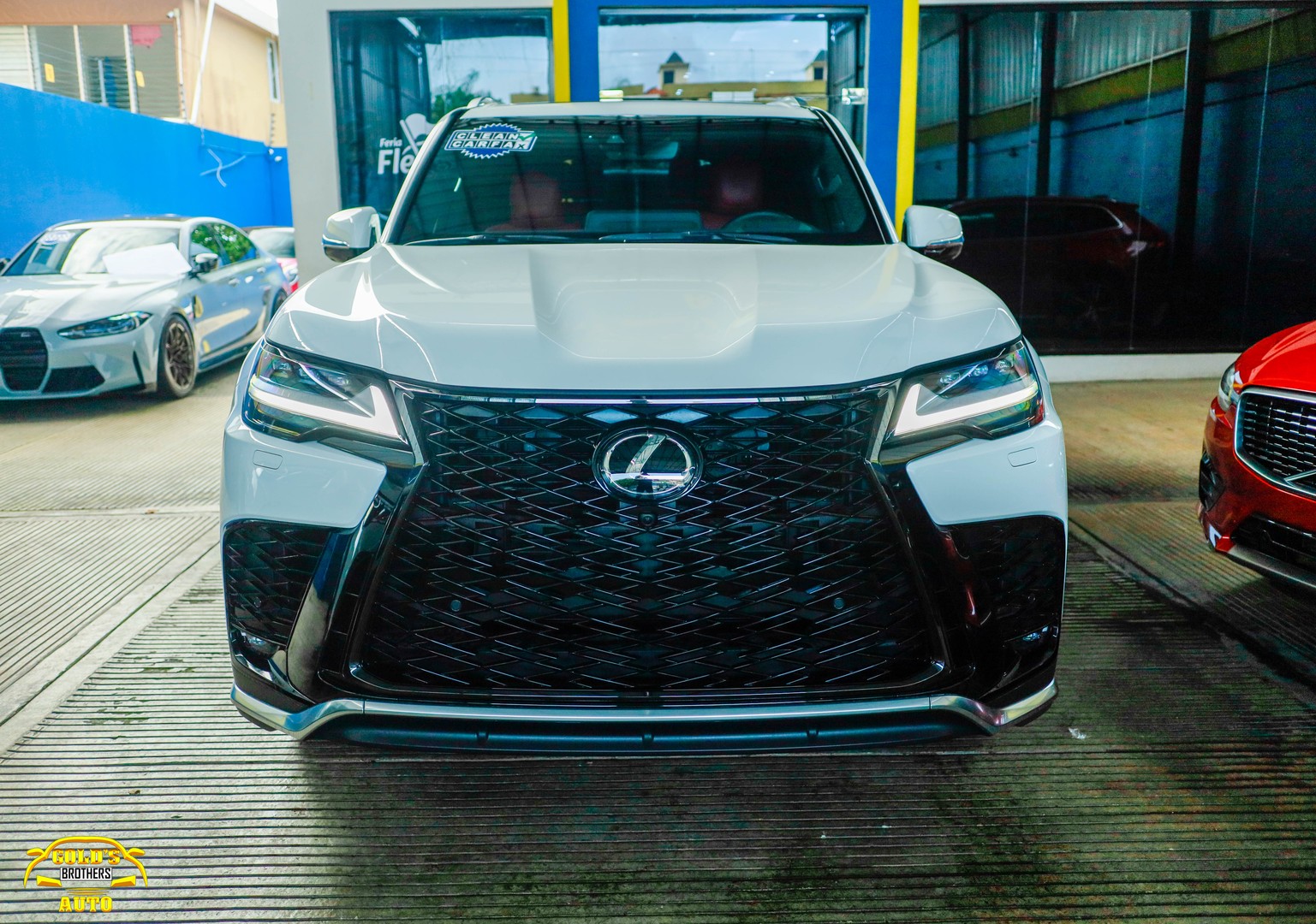 jeepetas y camionetas - Lexus LX 600 F-SPORT 2023 Recien Importada Clean Carfax 1