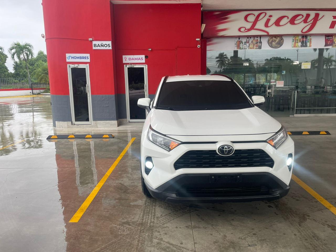 jeepetas y camionetas - Toyota rav4 exl 2020