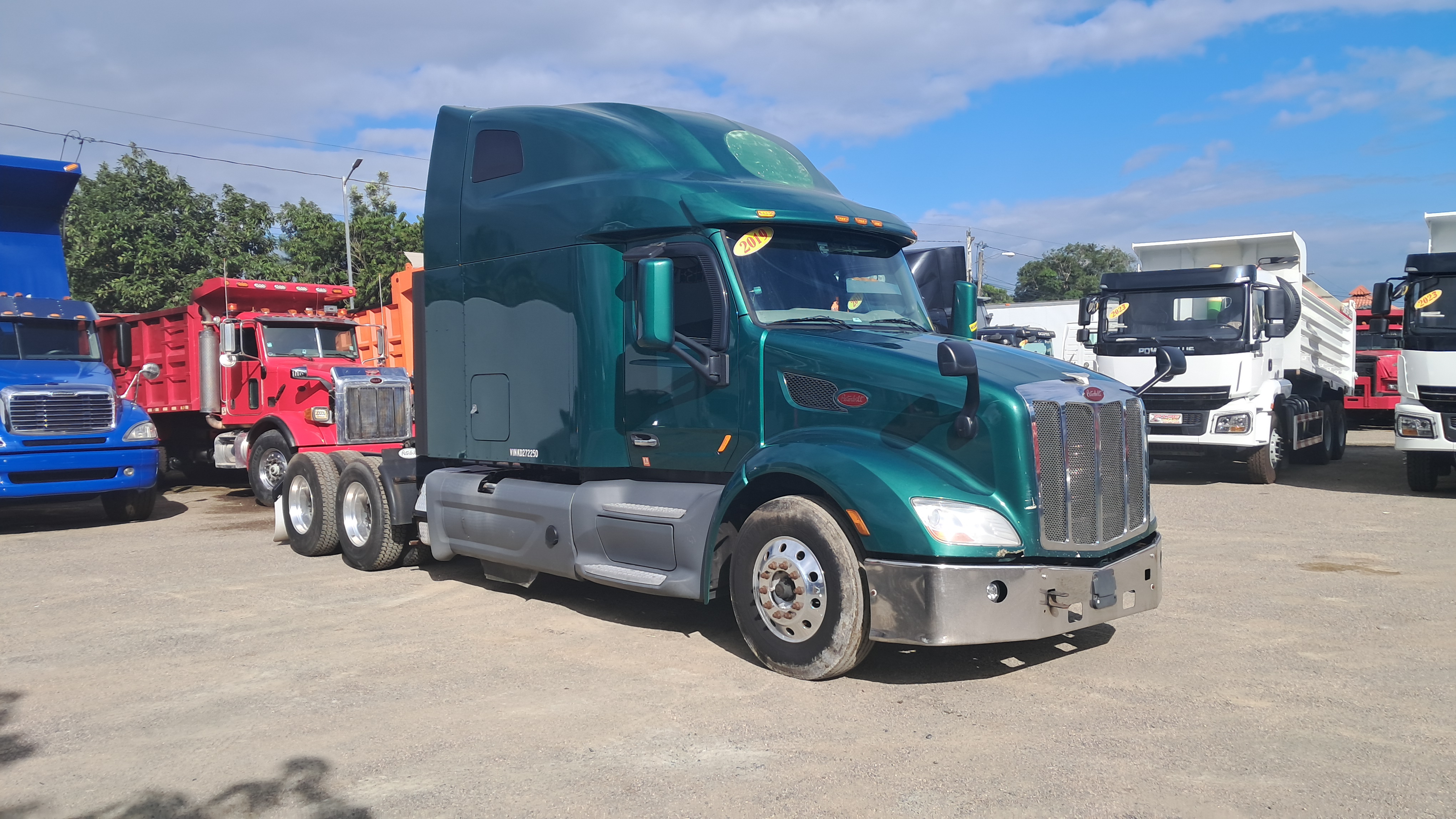 camiones y vehiculos pesados - Cabezote Peterbilt 2019 con cummins x15