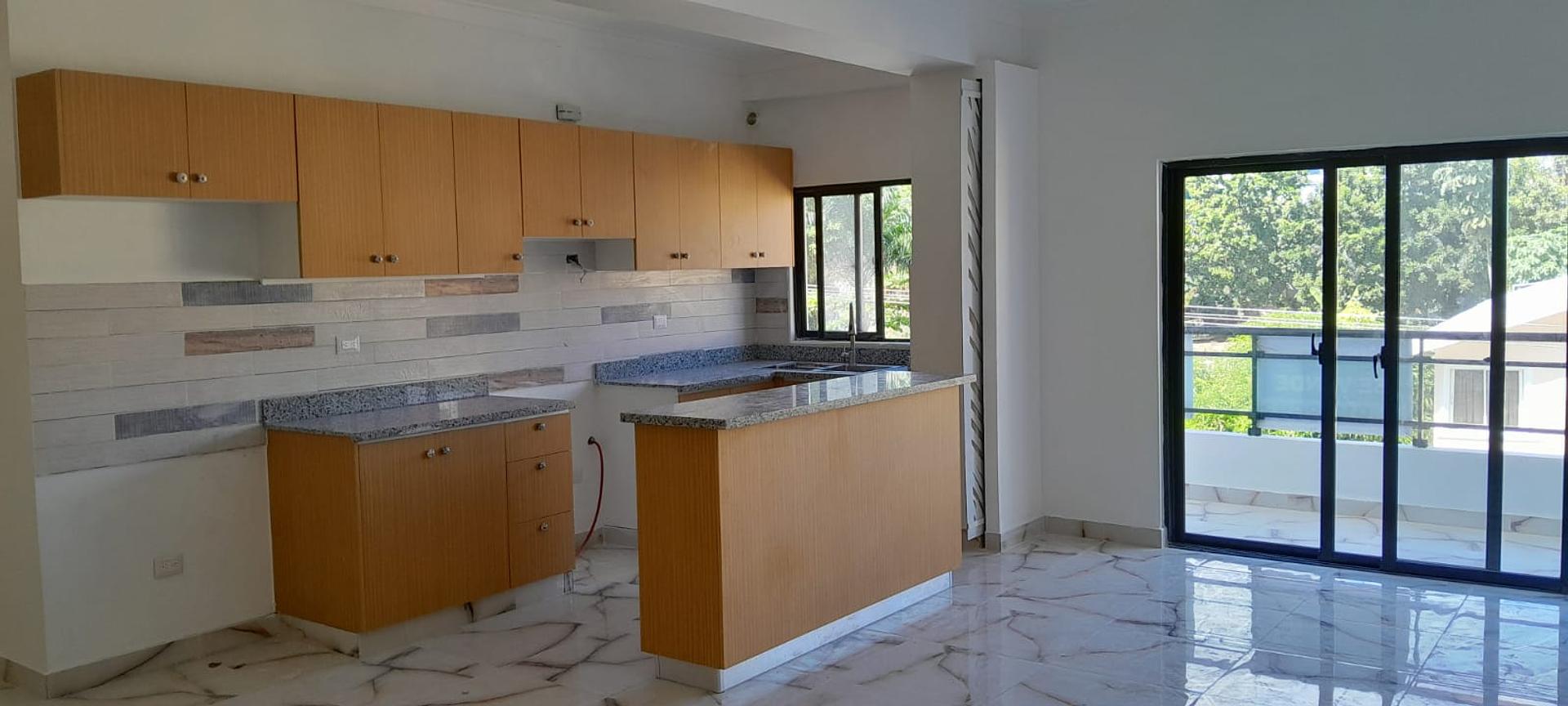 apartamentos - ALQUILO Apto. Nuevo prox. a Carrefour.