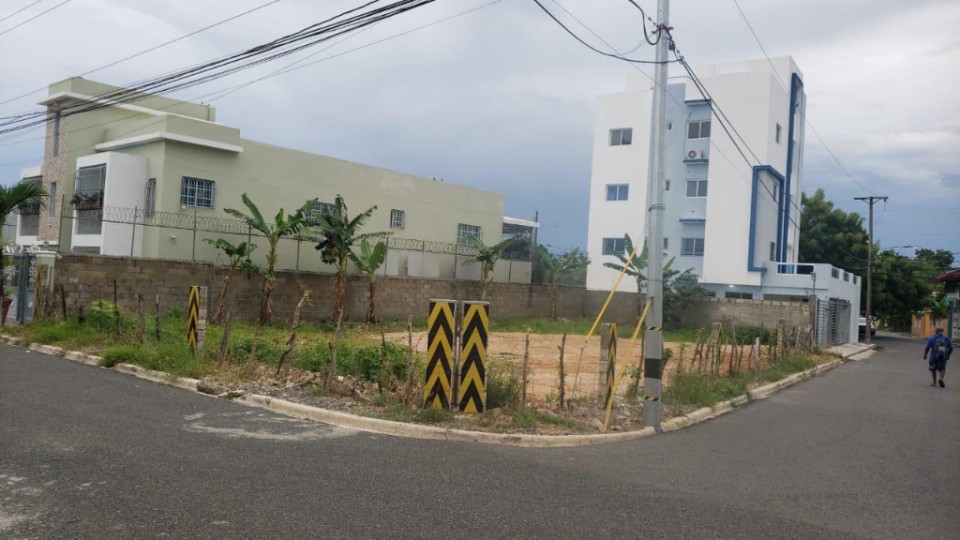 solares y terrenos - Terreno en Alquiler en Prado Oriental 3