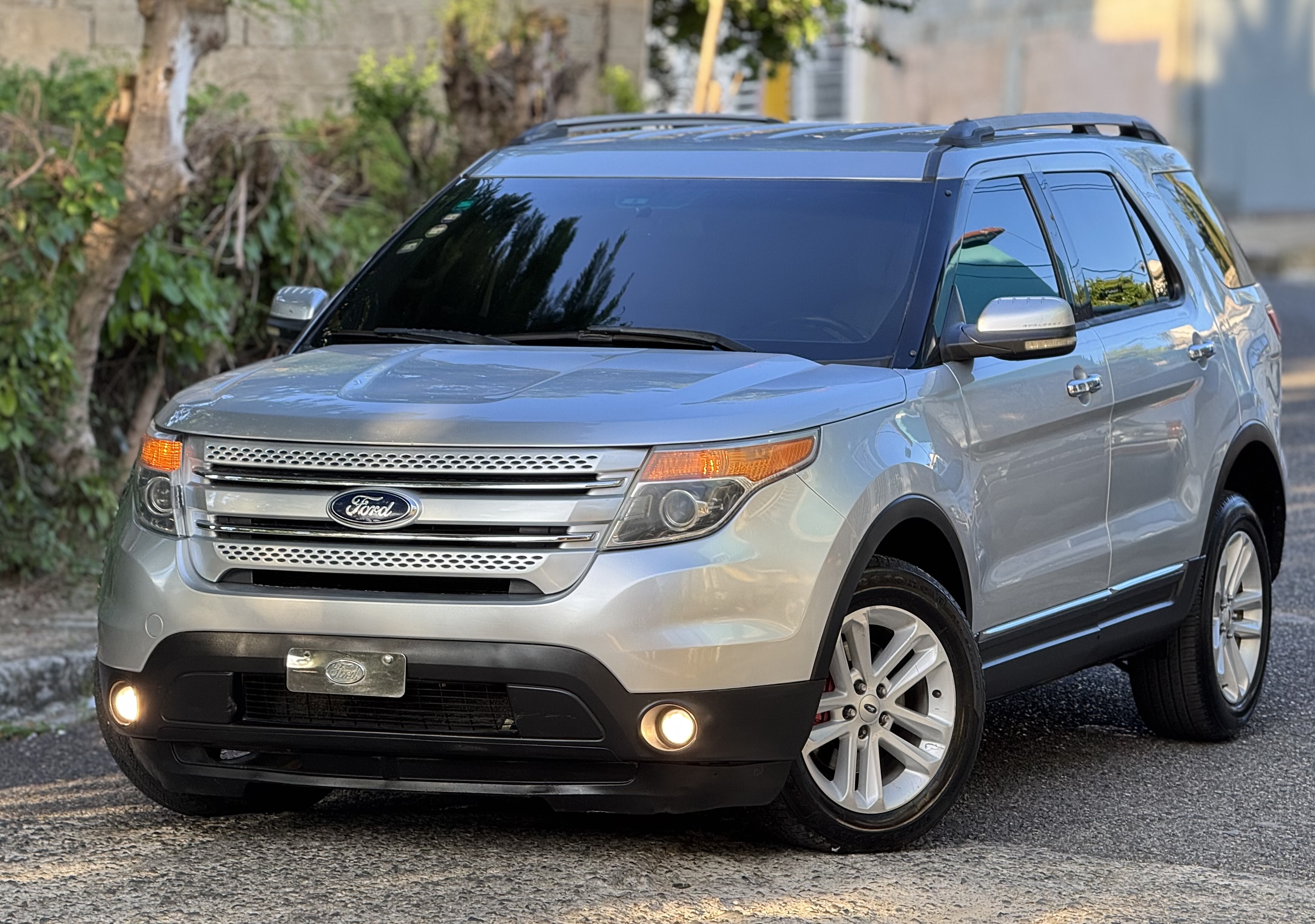 jeepetas y camionetas - Ford Explorer XLT 4X4 2013 Tres Filas  0