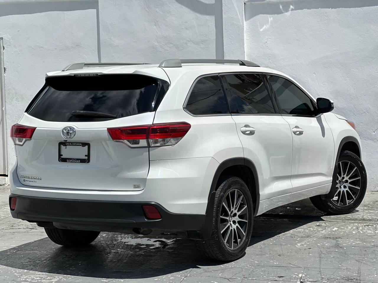 jeepetas y camionetas - TOYOTA HIGHLANDER LE 2016DELTA COMERCIAL104MIL KM  3