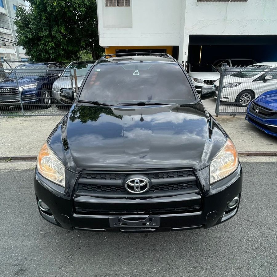 jeepetas y camionetas - Toyota rav4 2010