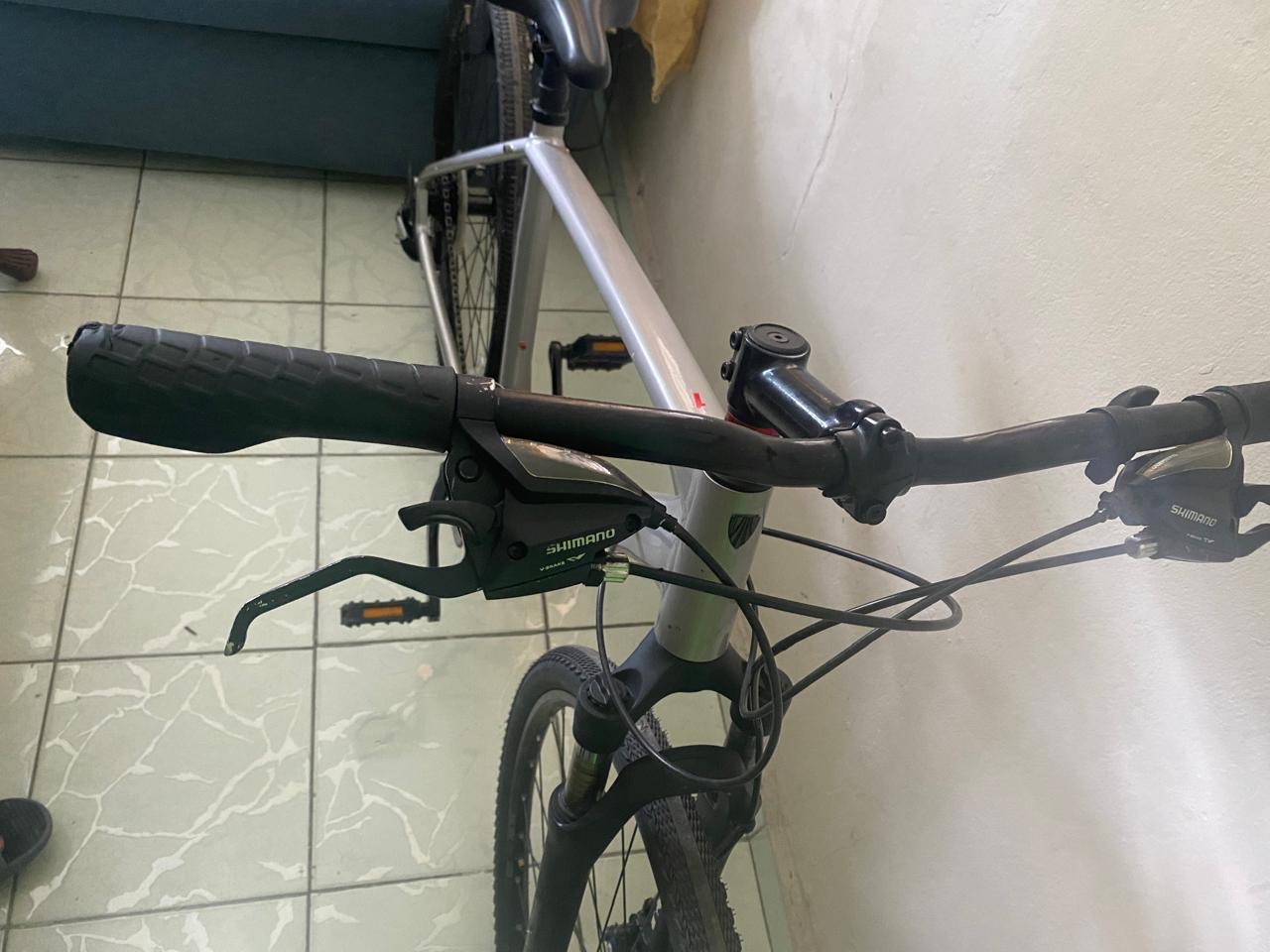 bicicletas y accesorios - BICICLETA URBANA TREK DUAL SPORT 1 GEN 4 PLATA $21,500 negociable  1