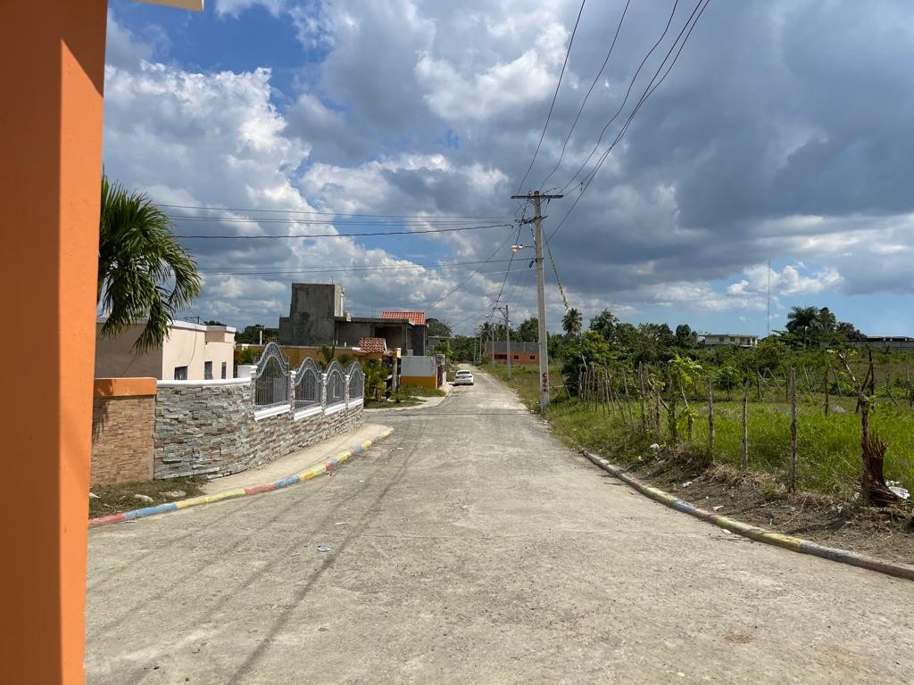 solares y terrenos - venta de terreno con financiamiento disponible en santo domingo