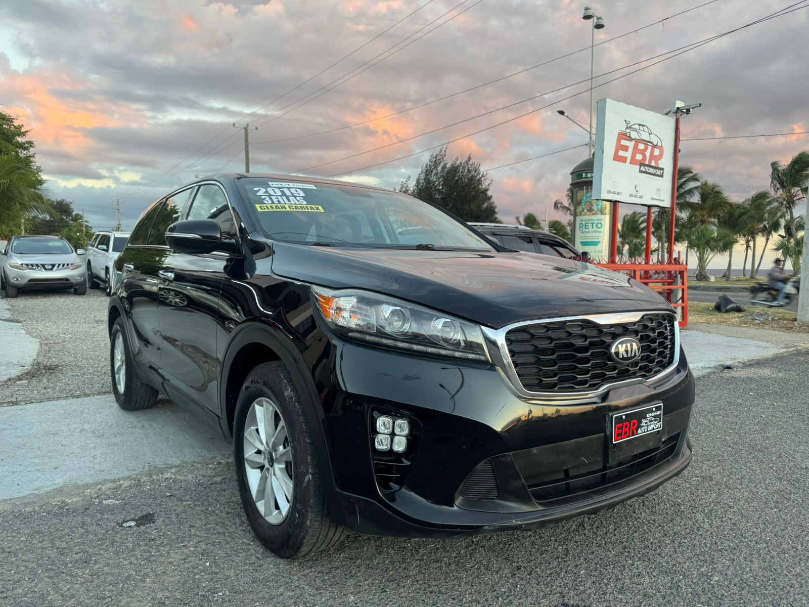 jeepetas y camionetas - Kia sorento LX 2019
3 filas de asientos  6