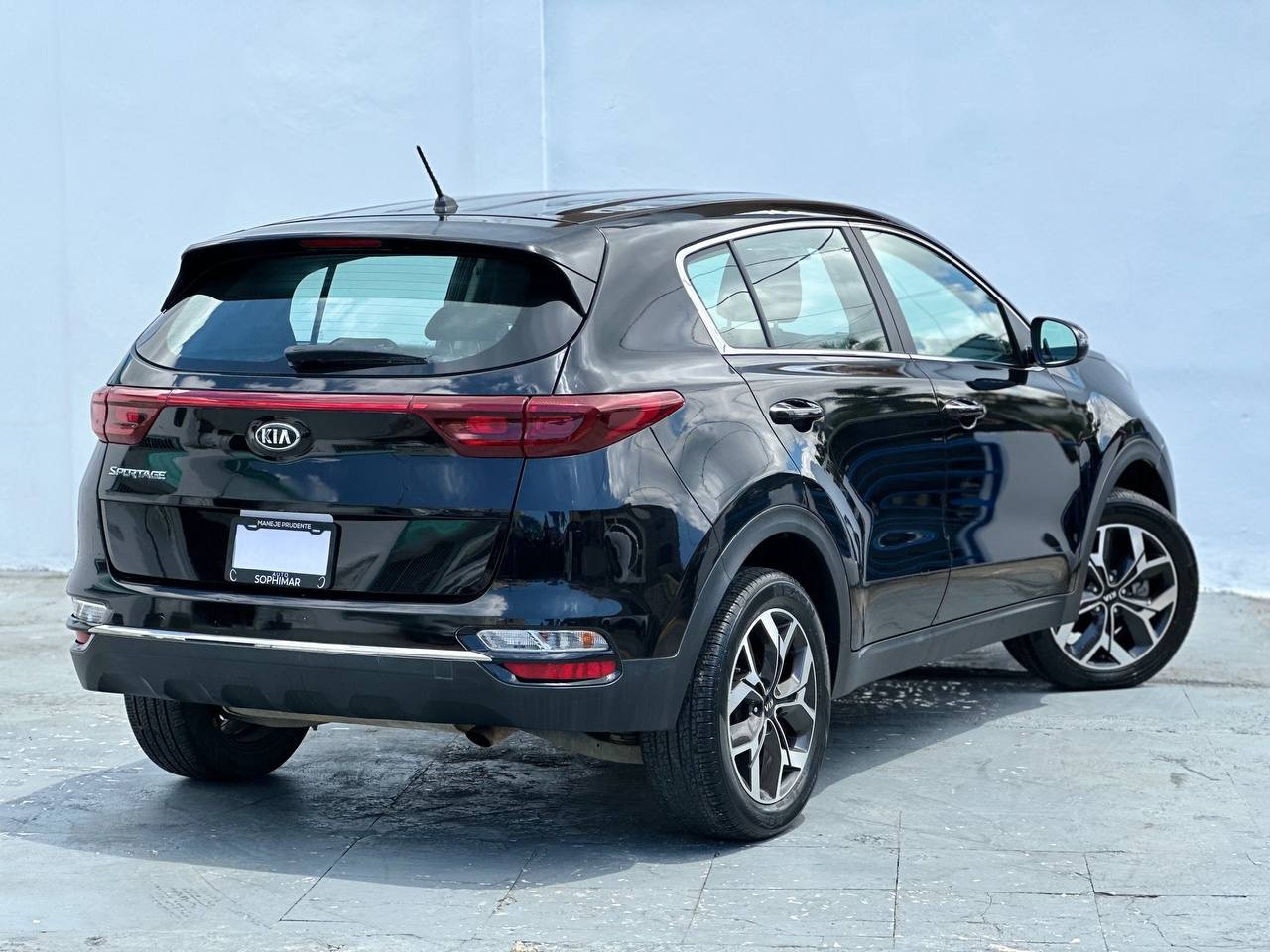 jeepetas y camionetas - KIA SPORTAGE LX 2021De la casa Viamar40mil km 4