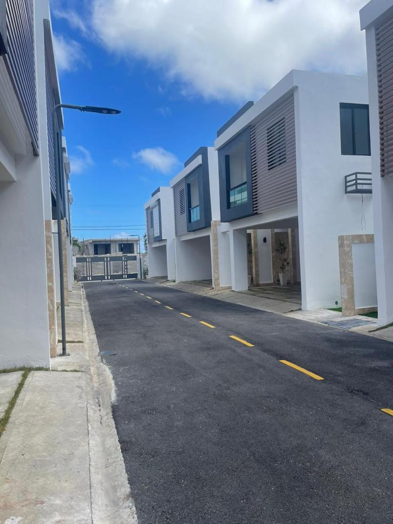 casas vacacionales y villas - Towhouse en venta en Punta Cana  7