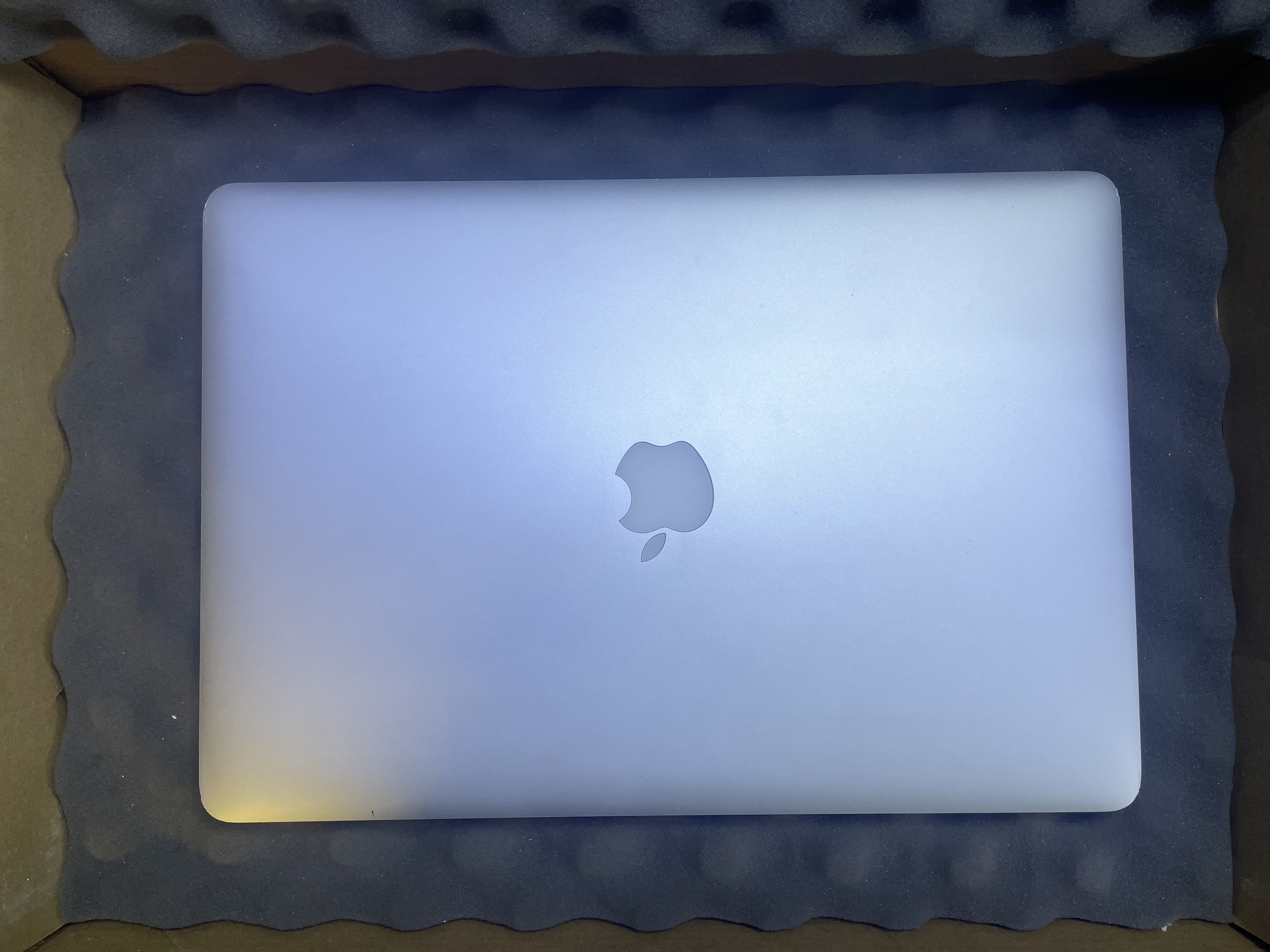 computadoras y laptops - vendo MacBook Pro 15 2015 
i7 2.7ghz / 16gb / ssd 512  2