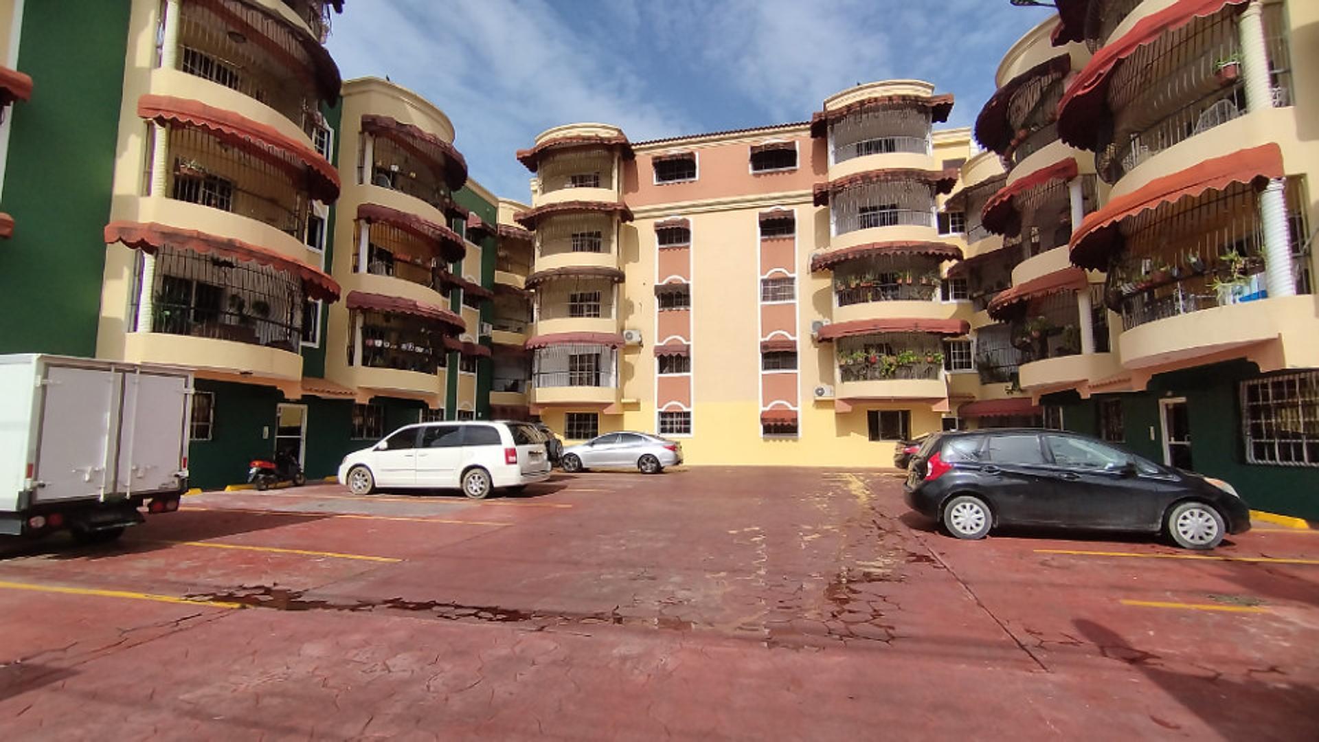 apartamentos - Apartamento en venta Alma Rosa II Res. Keysi V  2