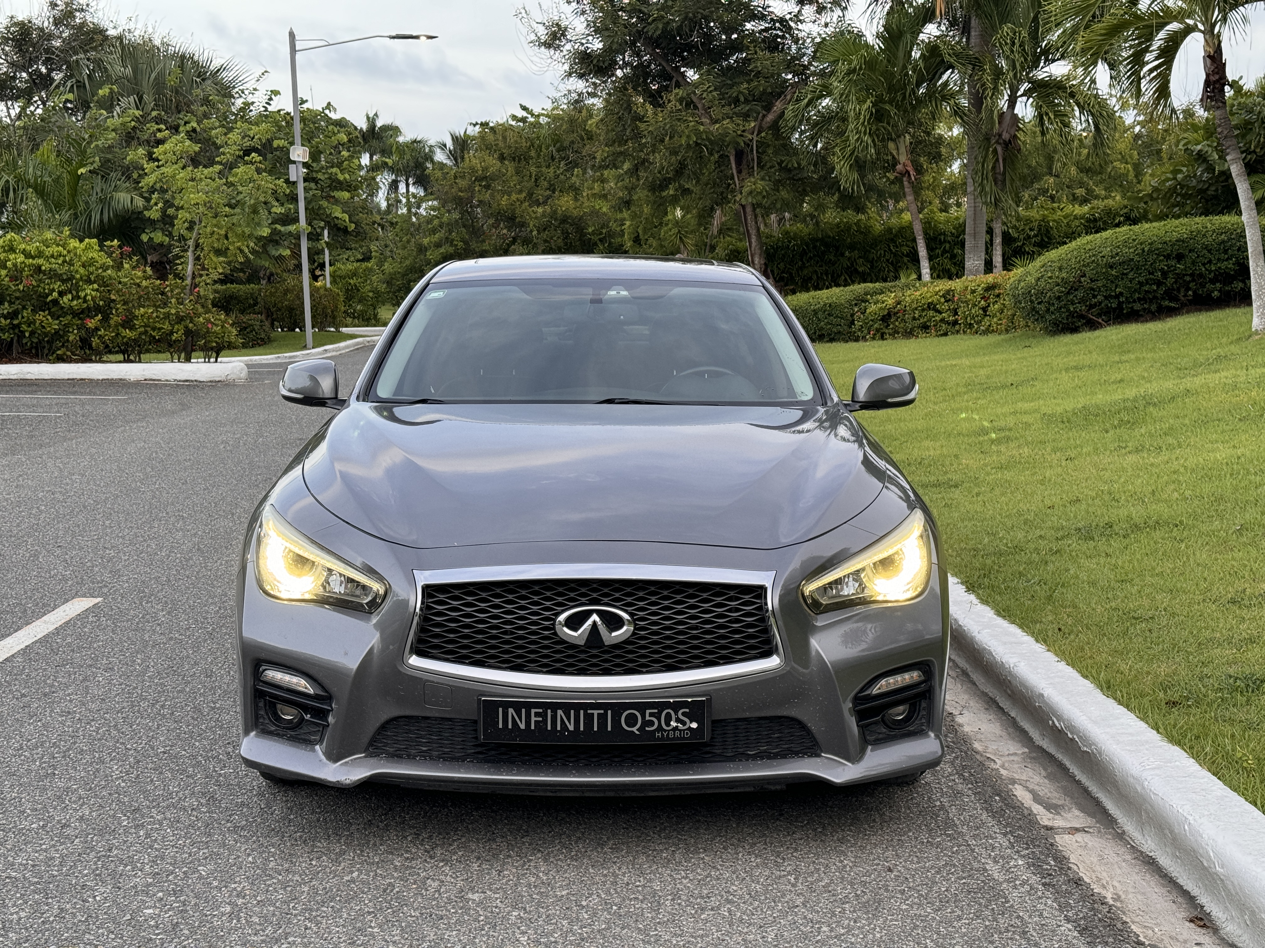 carros - Infinity Q50S 4