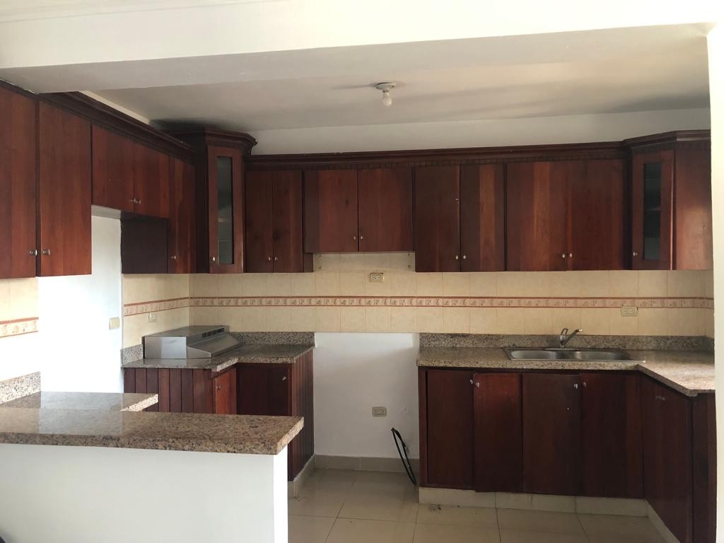 apartamentos - Apartamento Ensanche Ozama, Santo Domingo Este. 
30,000 5