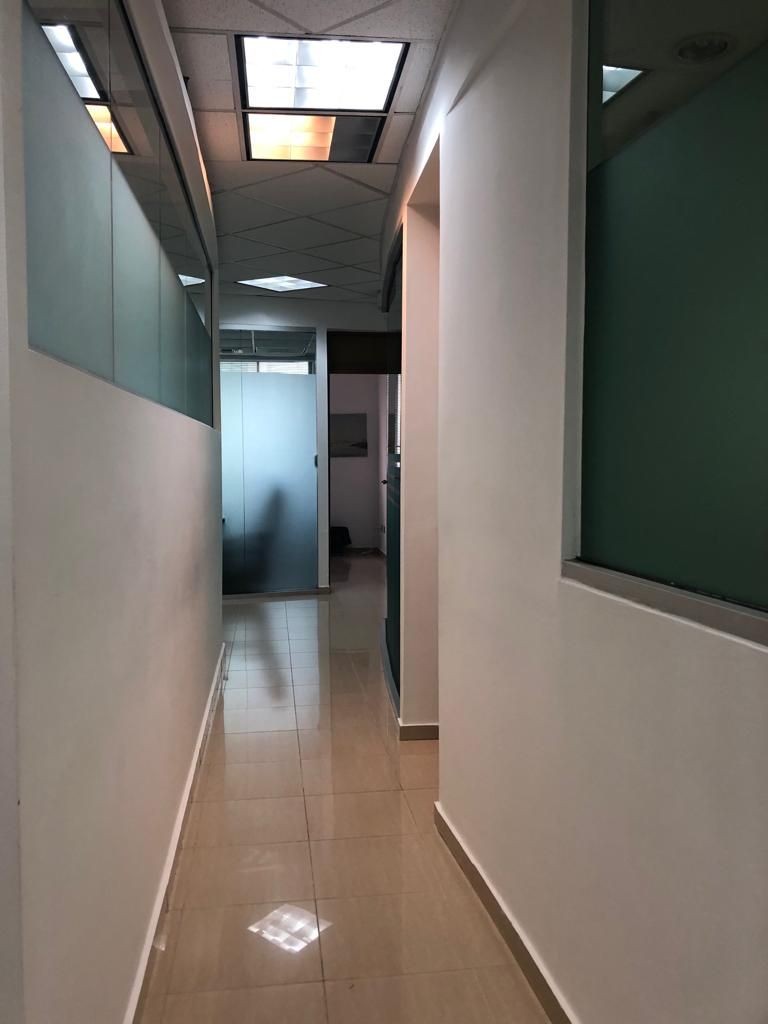 oficinas y locales comerciales - Piantini oficina en torre corporativa de 347m2 10 parqueos  2