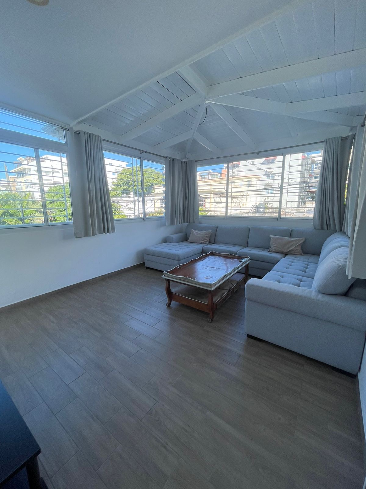 apartamentos - Vendo jardines del sur segundo con terraza dos hab 1