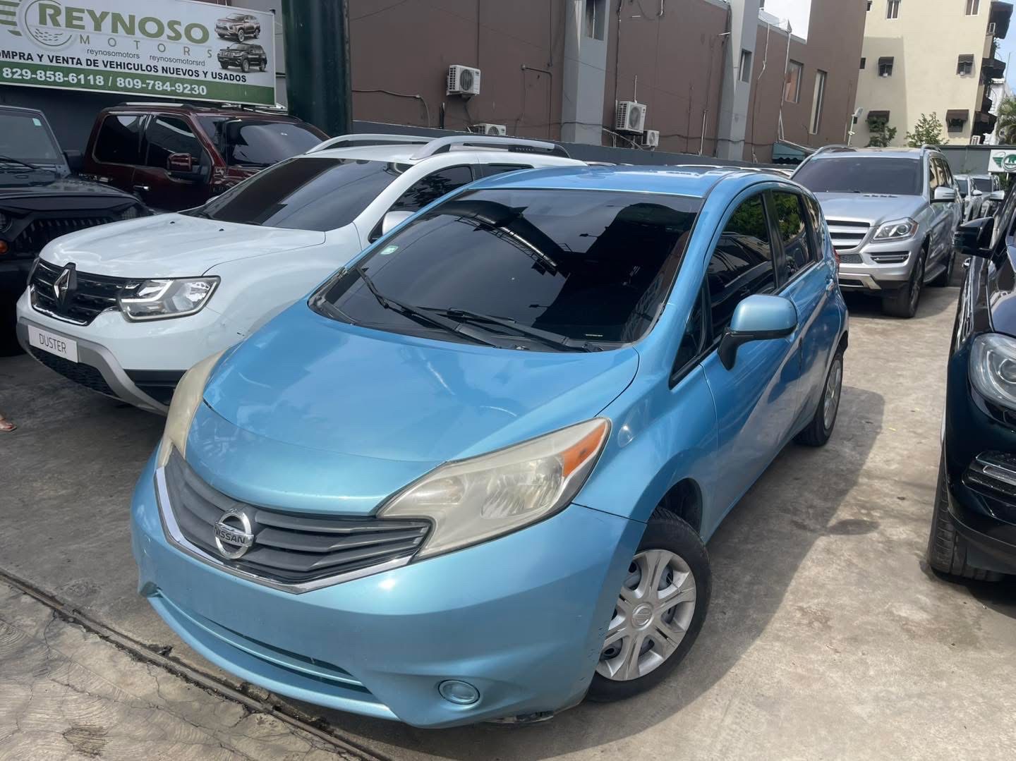 carros - NISSAN VERSA 2014 3