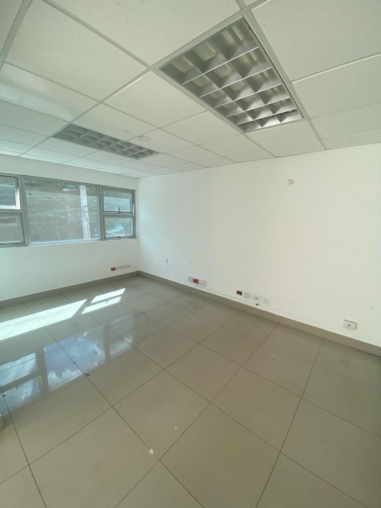 oficinas y locales comerciales - ALQUILO Amplio Local Comercial 2do Piso En El Vergel
CODIGO: PD127 1