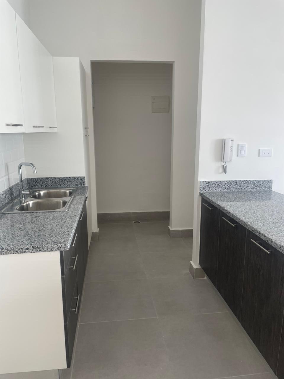 apartamentos - ALQUILO APTOS NUEVOS ,DE 1 HAB, CON PISCINA, GIMNASIO, US 850 DOL 4