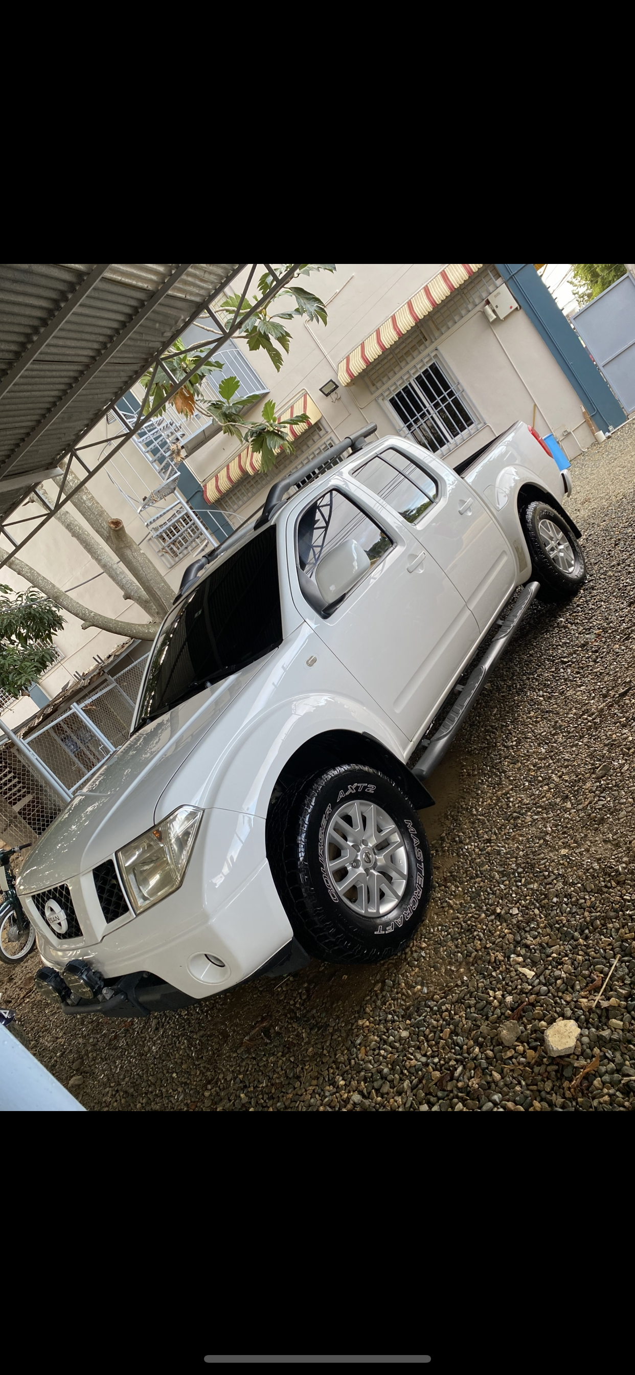 jeepetas y camionetas - Nissan navara 2009