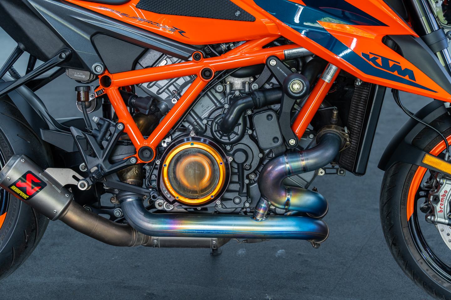 motores y pasolas - KTM 1290 SUPERDUKE R 2020 8