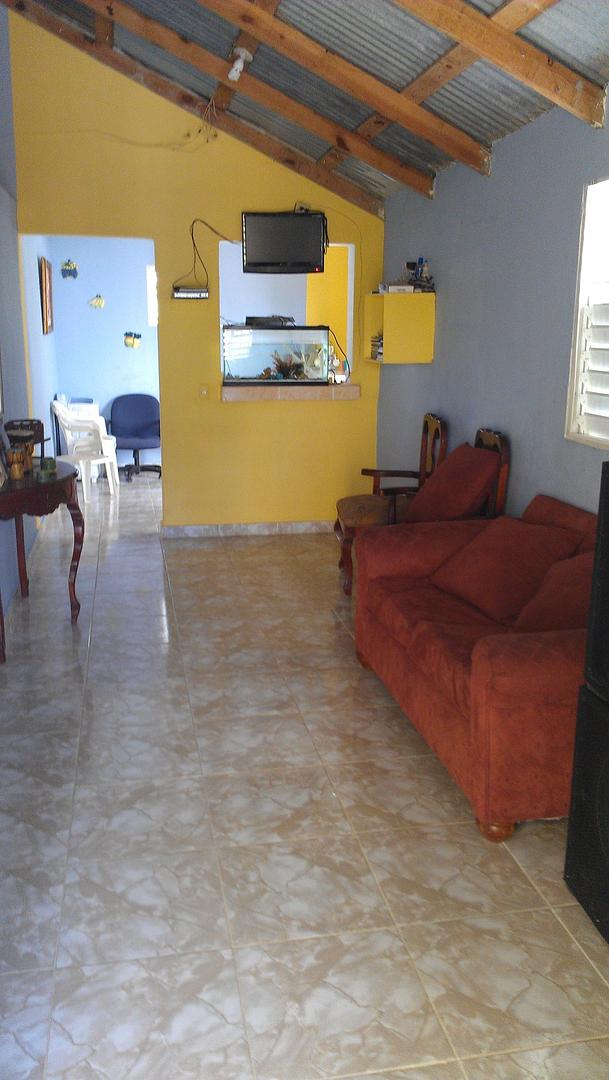 casas - Se vende - casa en Verón - bávaro ( ent.calle doble vía ) res. mi casita linda 8