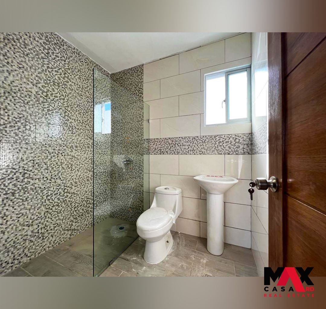 casas - HERMOSA CASA DE VENTA UBICADA EN BRISA ORIENTAL, SAN ISIDRO, SANTO DOMINGO ESTE 8