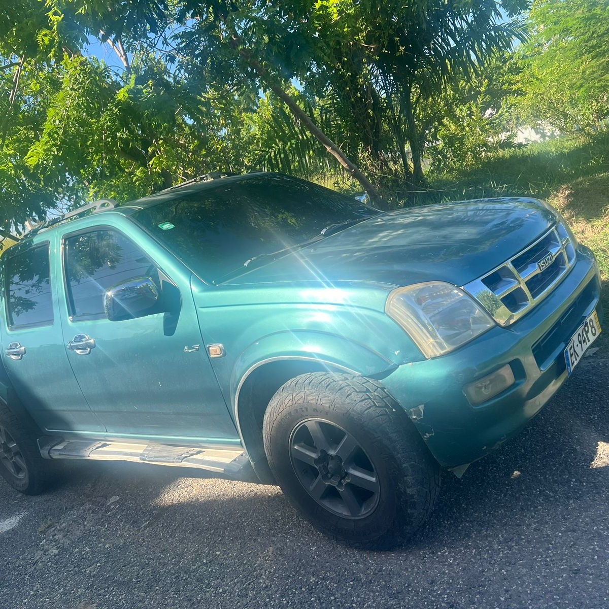 jeepetas y camionetas - Isuzu dmax 2004