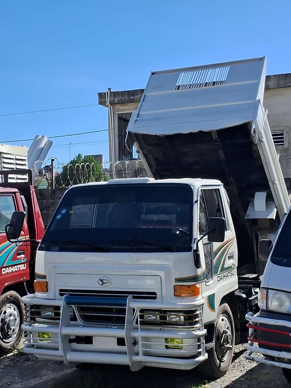 camiones y vehiculos pesados - Vendo Camion Daihatsu 