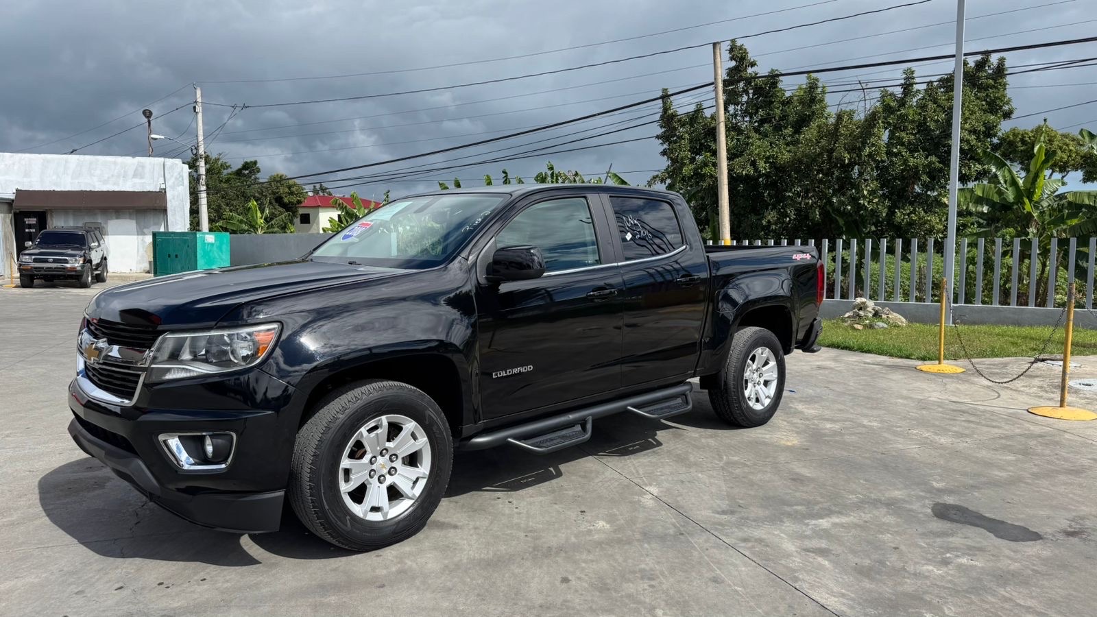 jeepetas y camionetas - Chevrolet Colorado 2018 importada V6 4WD gasolina (negociable) 2