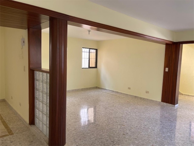 casas - Venta de casa en la castellana Distrito Nacional de 372mts 2