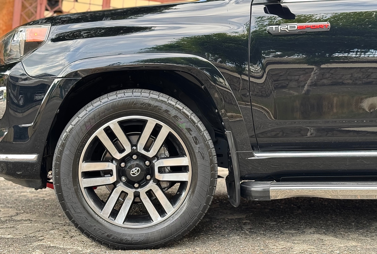 jeepetas y camionetas - Toyota 4runner Limited 4x4 3 filas 2016 8