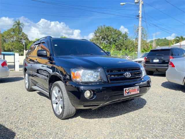 jeepetas y camionetas - Toyota Highlander 2005 3 filas de asientos