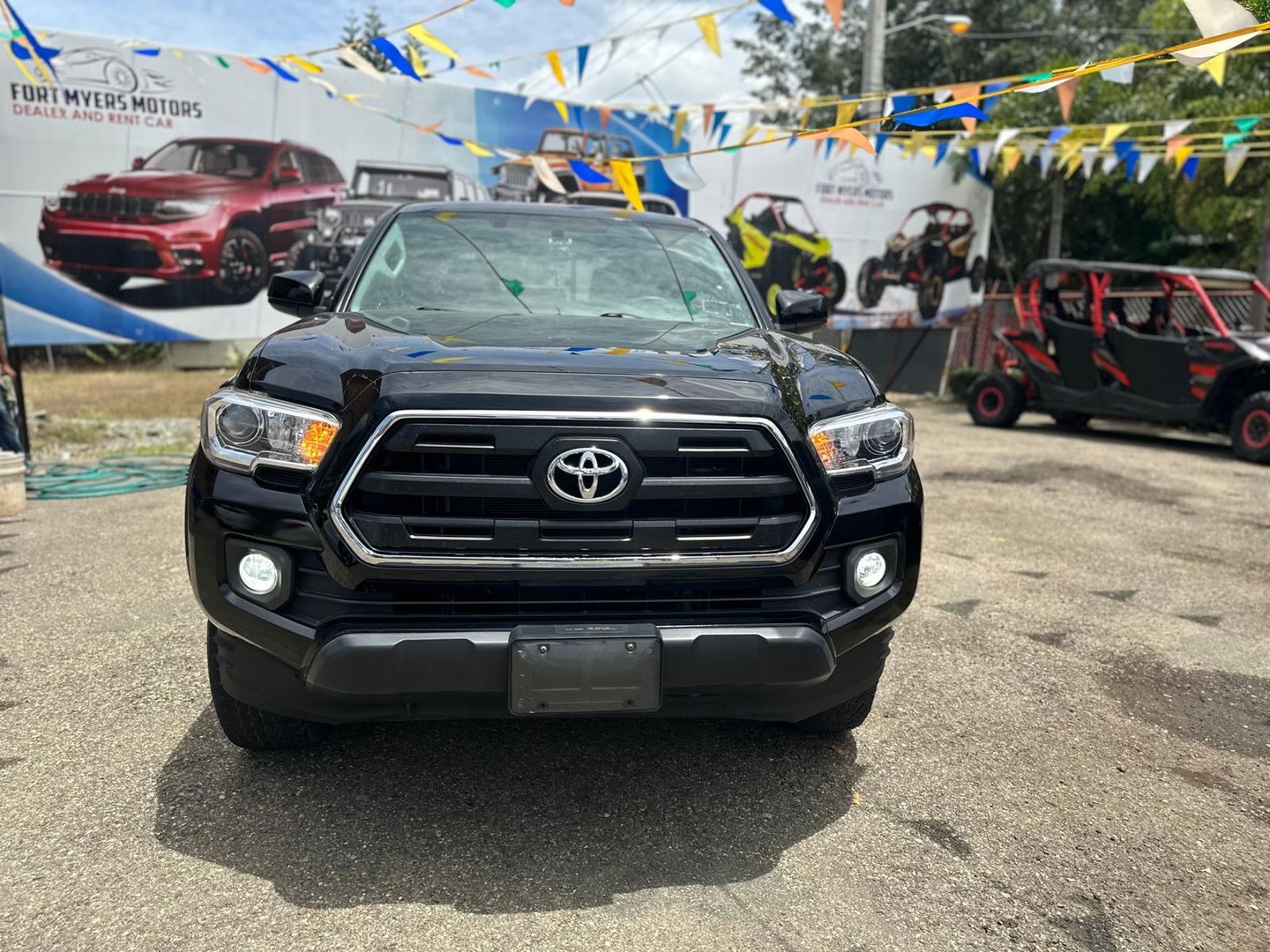 jeepetas y camionetas - TOYOTA TACOMA DISPONIBLE  1