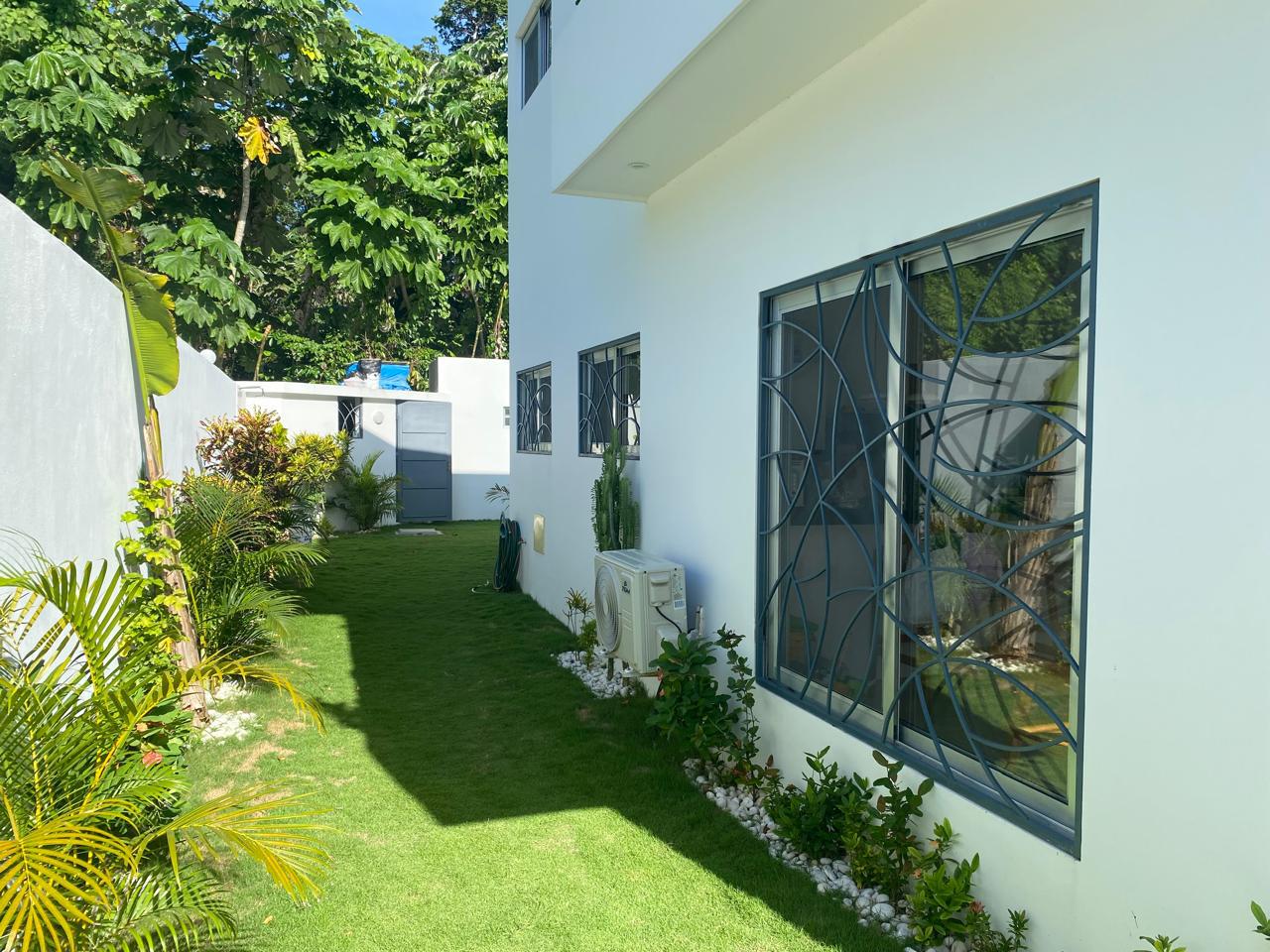 otros inmuebles - Hermoso Townhouse en Venta a 600 Metros de Playa Las Ballenas, Las Terrenas 5