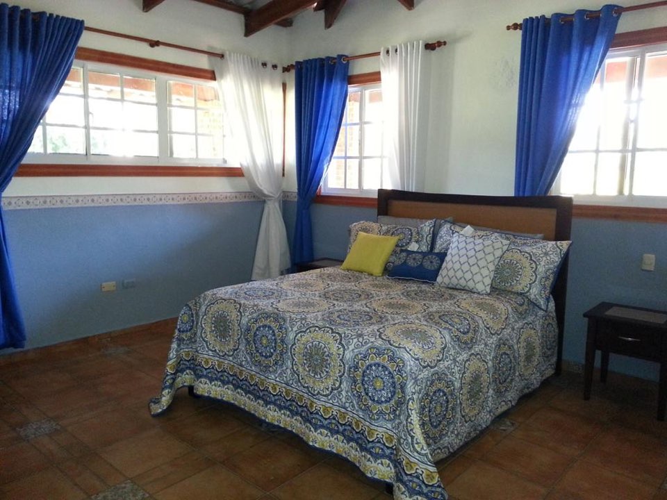 casas vacacionales y villas - Vendo casa de veraneo en san Cristobal a 15 minutos de santo Dom. 