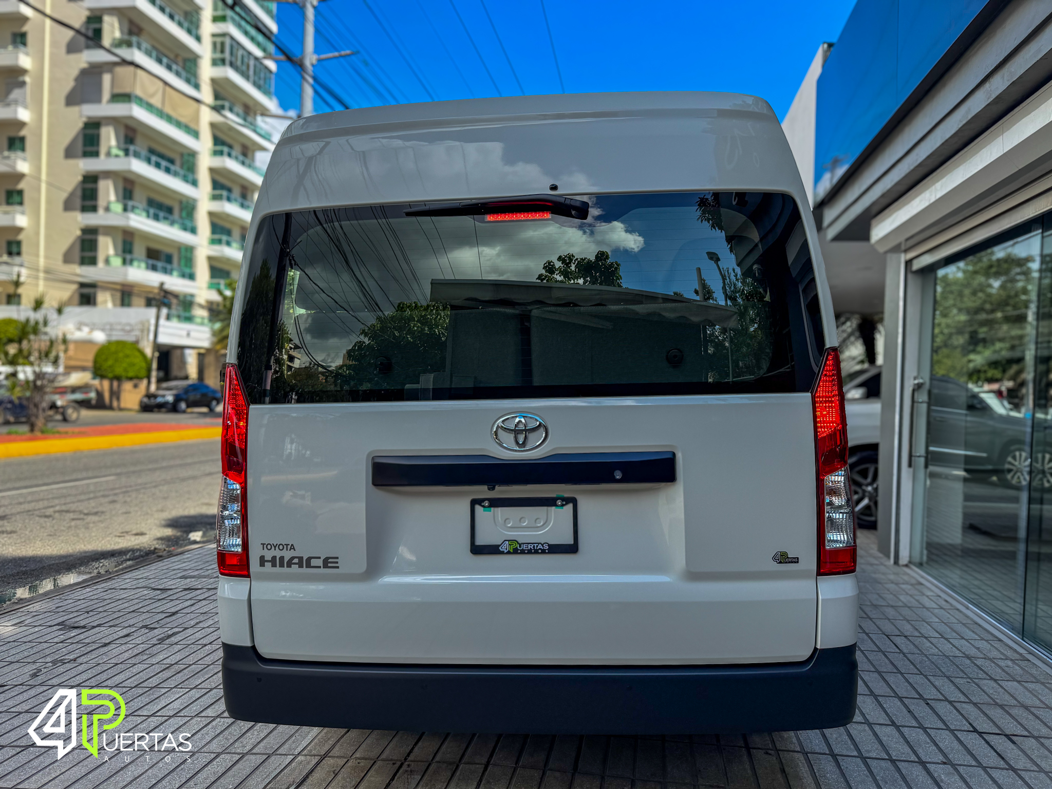 otros vehiculos - TOYOTA HIACE TECHO ALTO 16 PASAJEROS 3