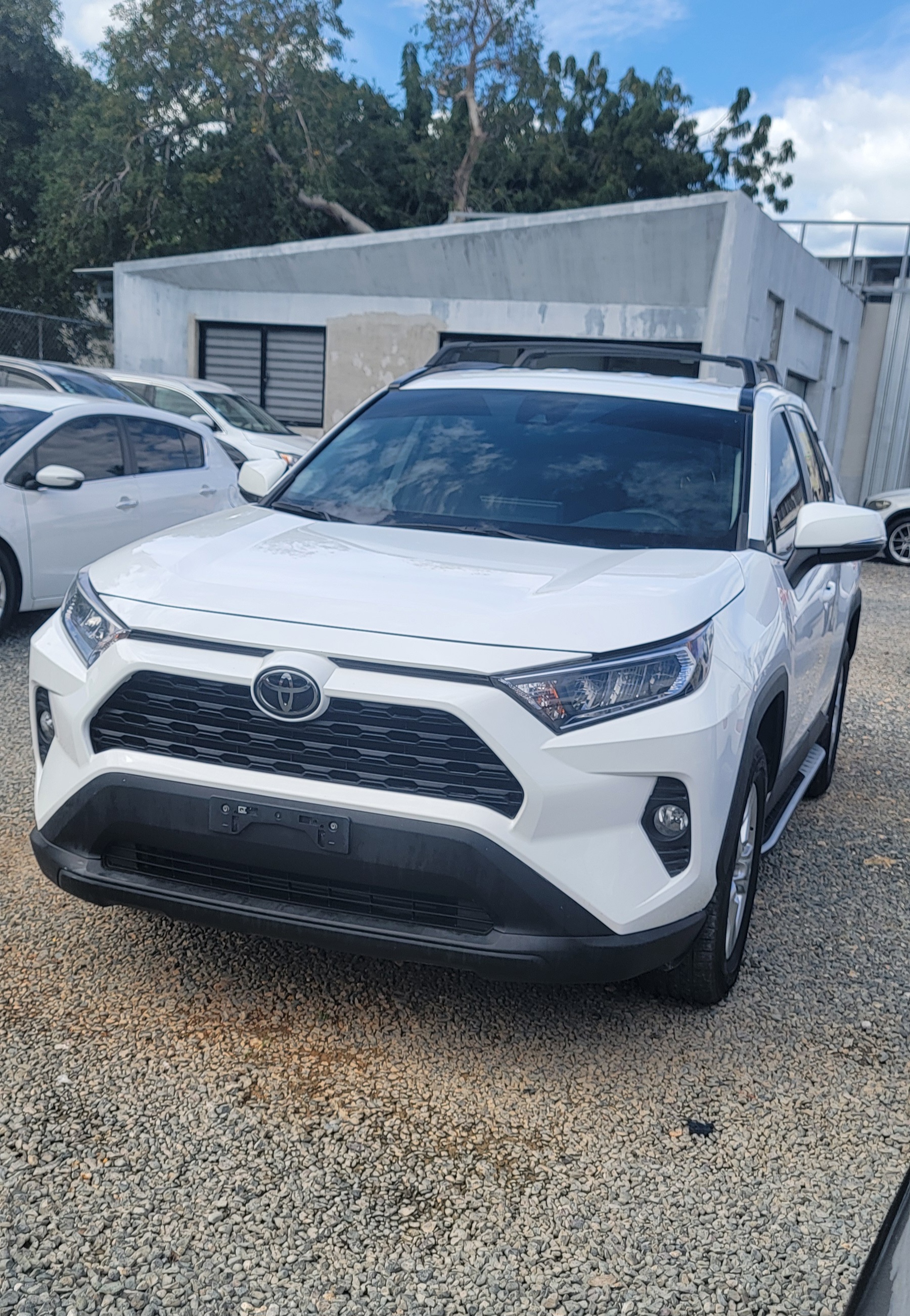 jeepetas y camionetas - TOYOTA RAV4 XLE 2021 1