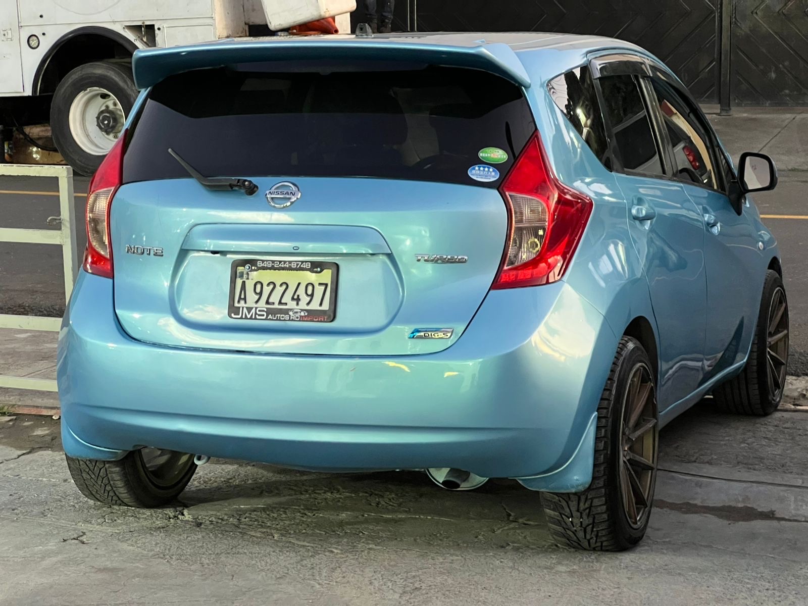 carros - NISSAN NOTE AÑO 2014 4