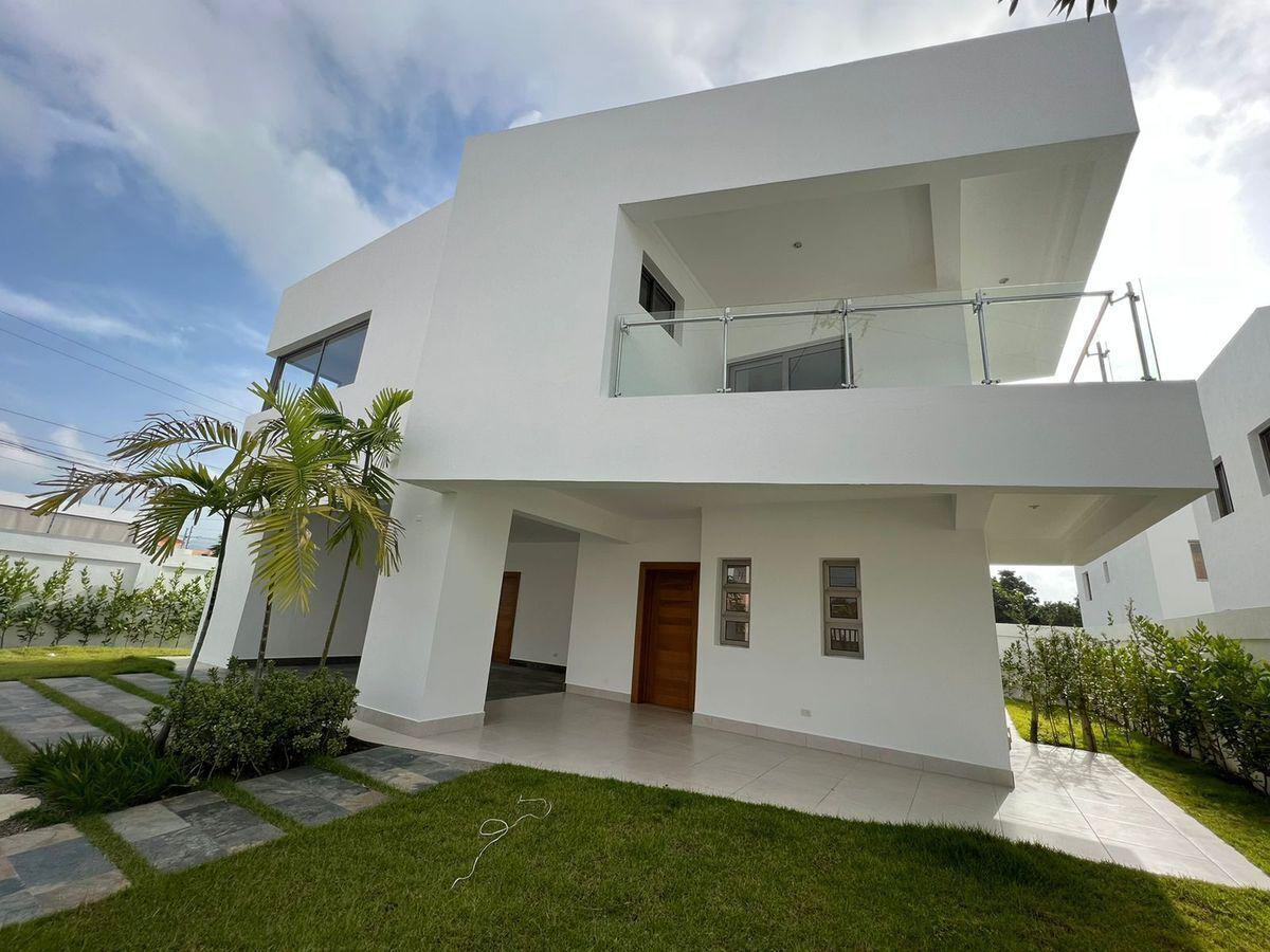 casas - MODERNA CASA EN RENTA PROYECTO CERRADO EN EL DORADO SANTIAGO 1