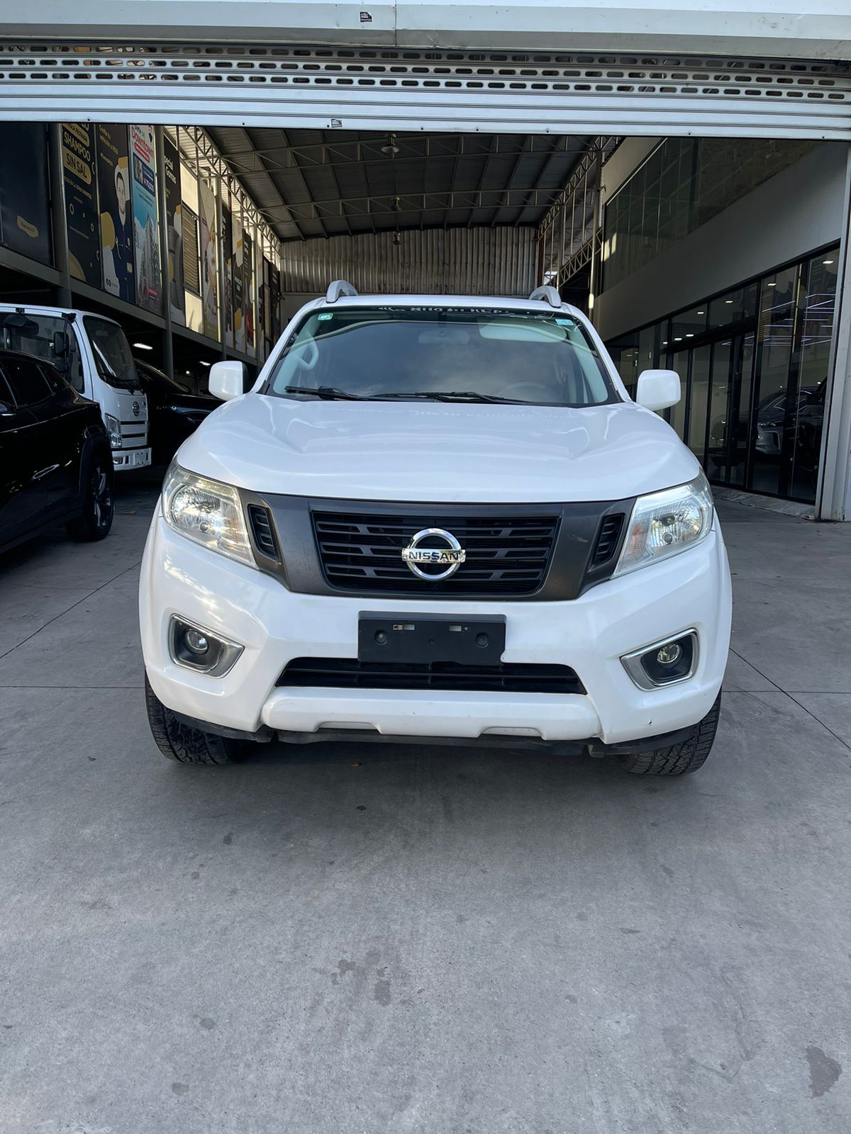 jeepetas y camionetas - Nissan Frontier 2018 impecable  3