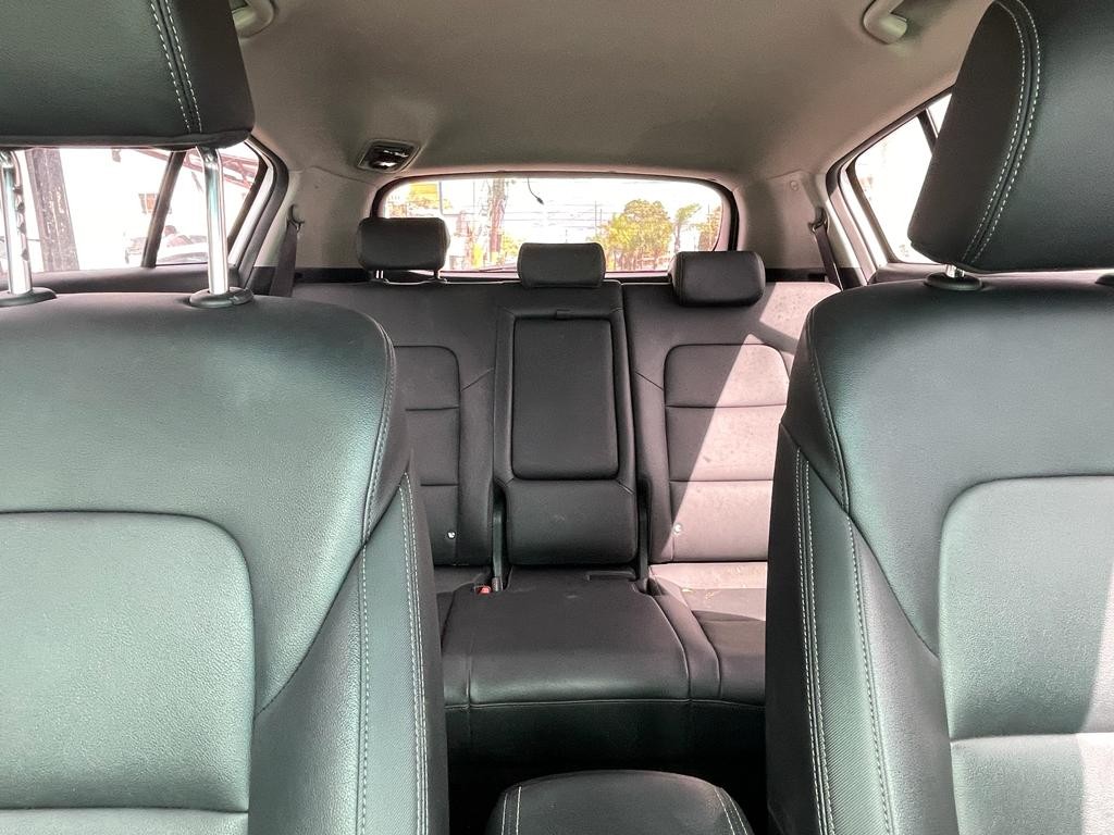 jeepetas y camionetas - KIA SPORTAGE 2019 BLANCO DESDE: RD$1,050,100 Mil  3